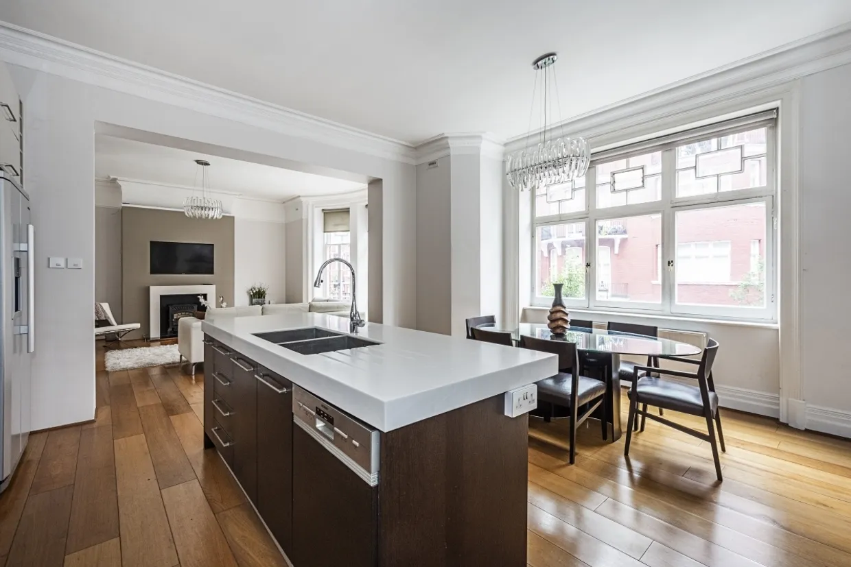 Cabbell Street Marylebone NW1 photo 1