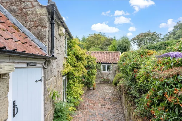 Gutch Common, Shaftesbury, SP7 photo 6