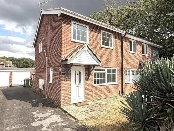 Larchdale Close, Warsash, Southampton