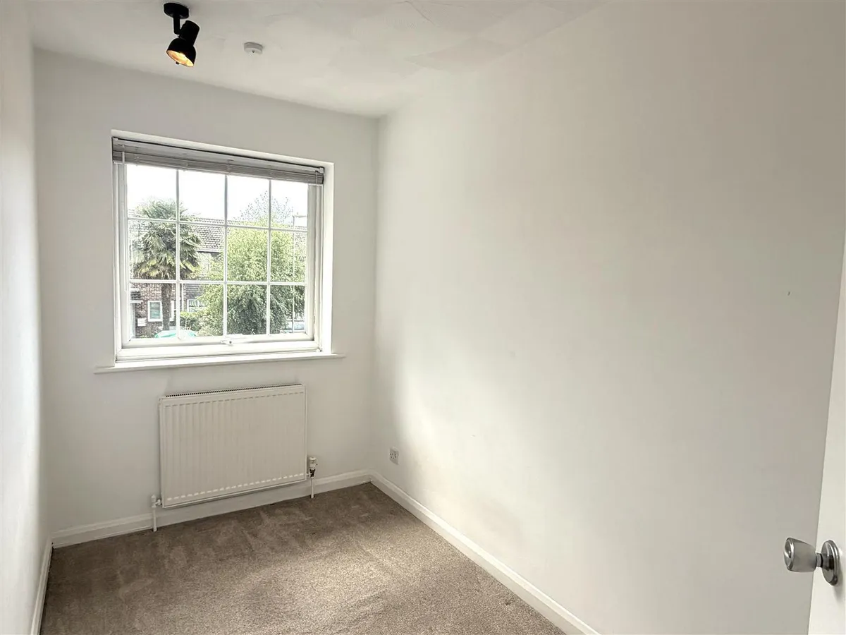 Larchdale Close, Warsash, Southampton