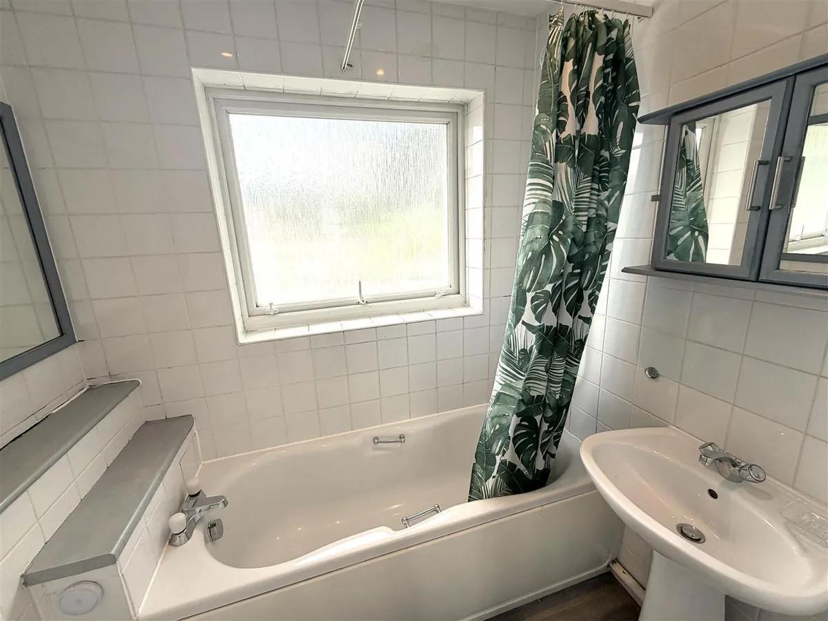 Larchdale Close, Warsash, Southampton