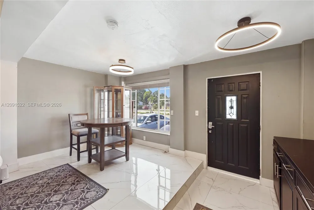 1170 NE 135th St, North Miami, FL 33161