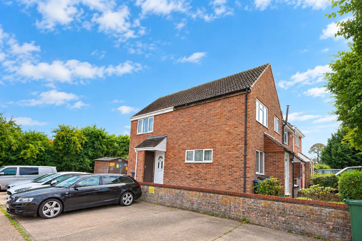 Acorn Avenue, Halstead