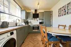 Low Ash Crescent, Shipley