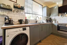 Low Ash Crescent, Shipley