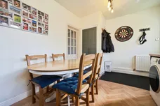 Low Ash Crescent, Shipley
