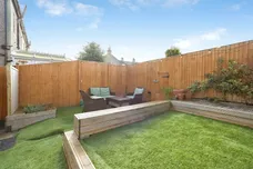 Low Ash Crescent, Shipley
