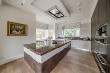 Priory Road, Sunningdale SL5 photo 5