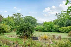 Crondall Lane, Farnham, GU9 photo 2