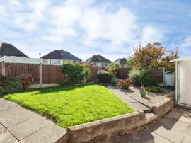 Oakwood Drive, Birmingham thumb 2