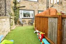 South Cliffe, Holmfield, HALIFAX