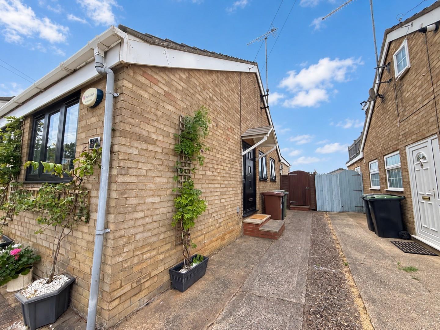 The Willows, Little Harrowden, Wellingborough Image 9