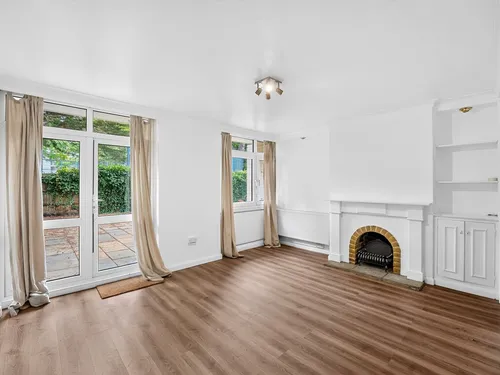 Limpsfield Avenue, Londonphoto