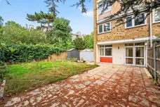 Limpsfield Avenue, London
