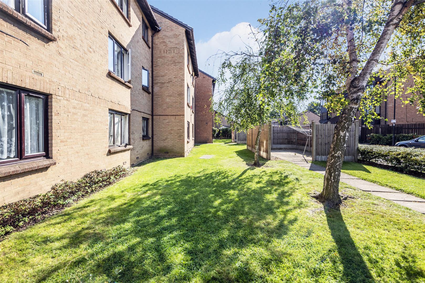 Pycroft Way, London Image 3