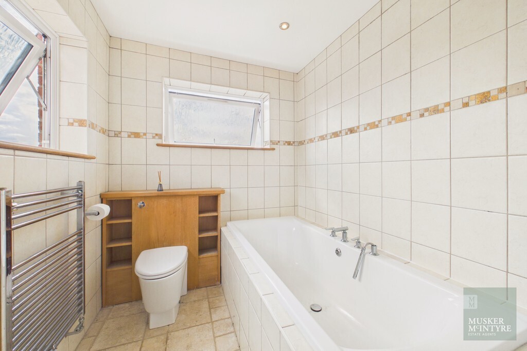 Waveney Road, Bungay Image 10