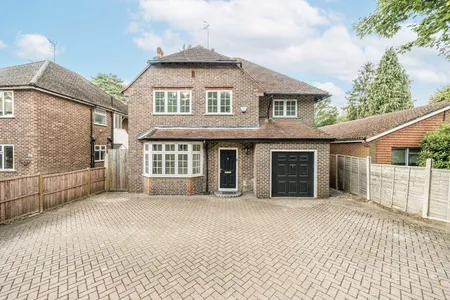 Brooklands Road, Weybridge, KT13