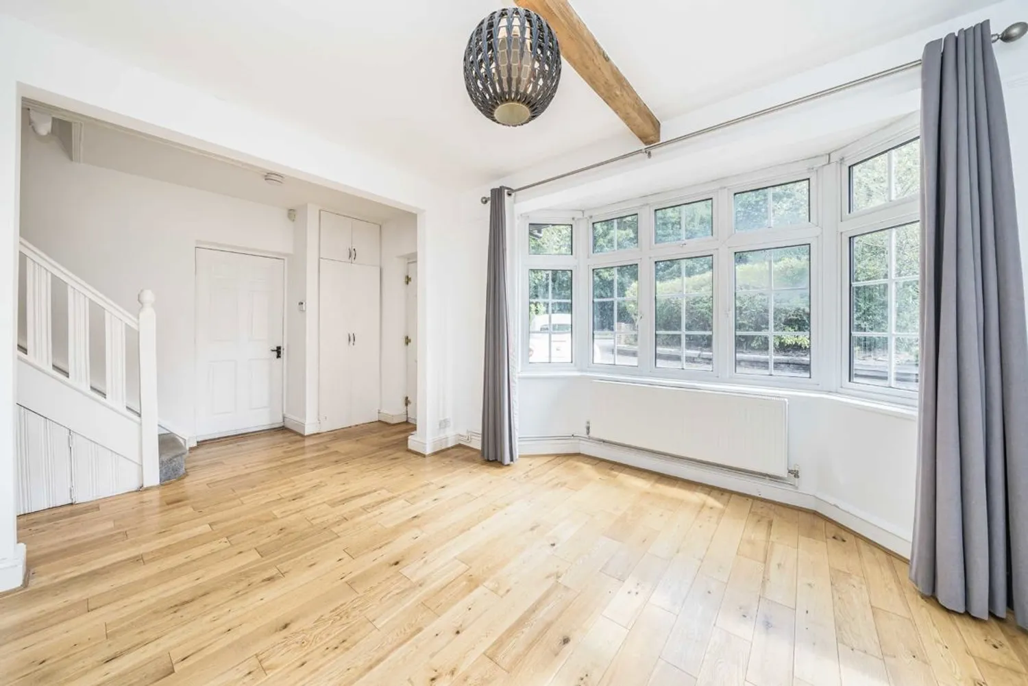 Brooklands Road, Weybridge, KT13 photo 4