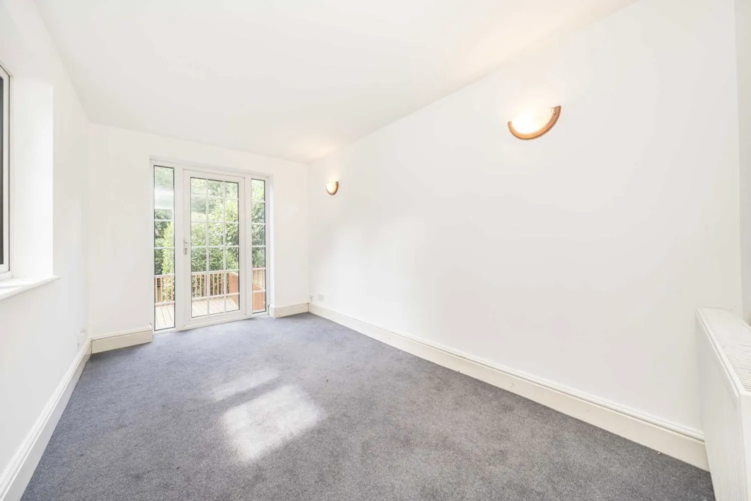 Brooklands Road, Weybridge, KT13 photo 7