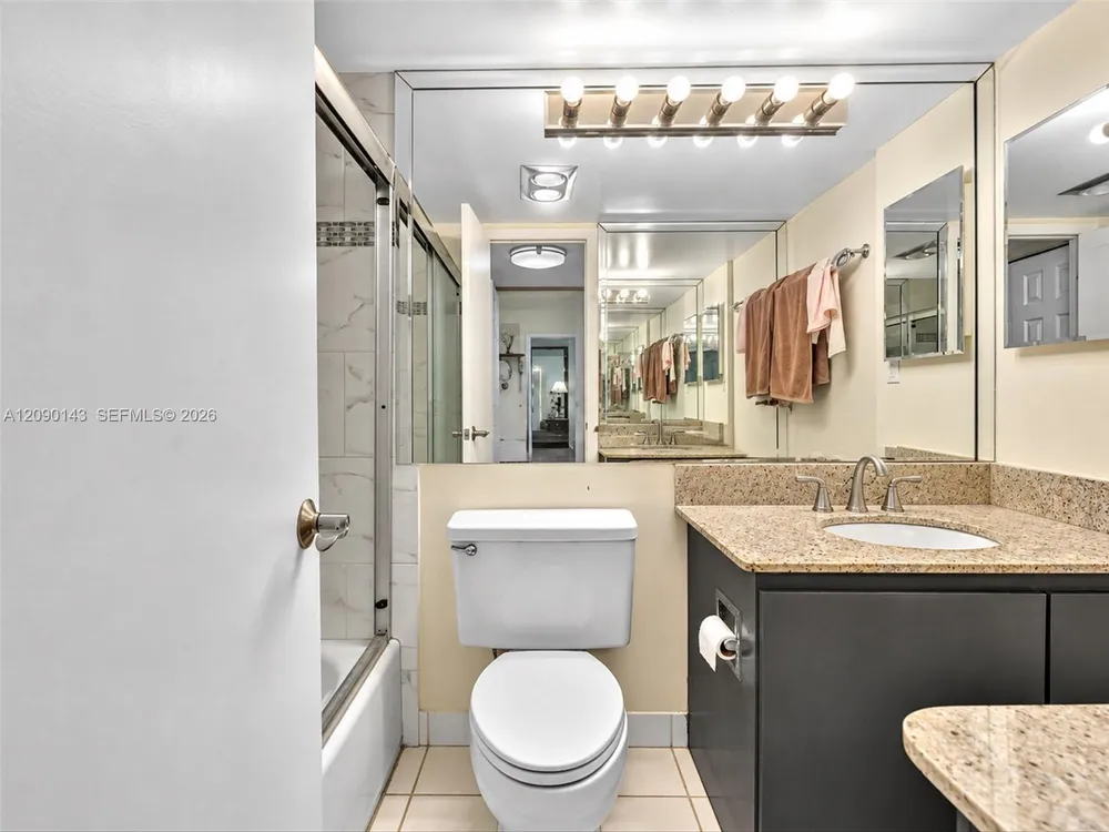 20379 W Country Club Dr, Aventura, FL 33180