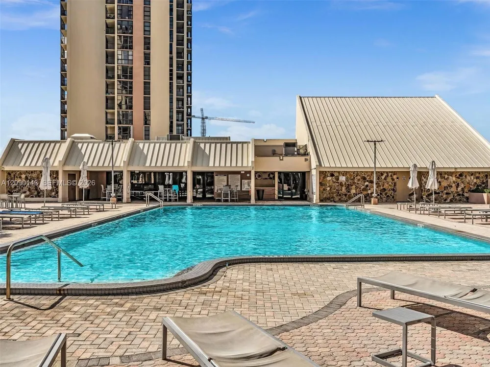 20379 W Country Club Dr, Aventura, FL 33180