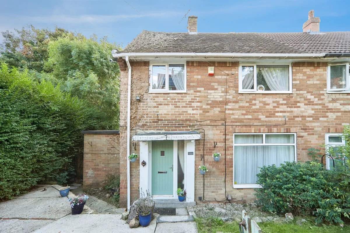 Lincombe Drive, LEEDS