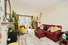 Lincombe Drive, LEEDS