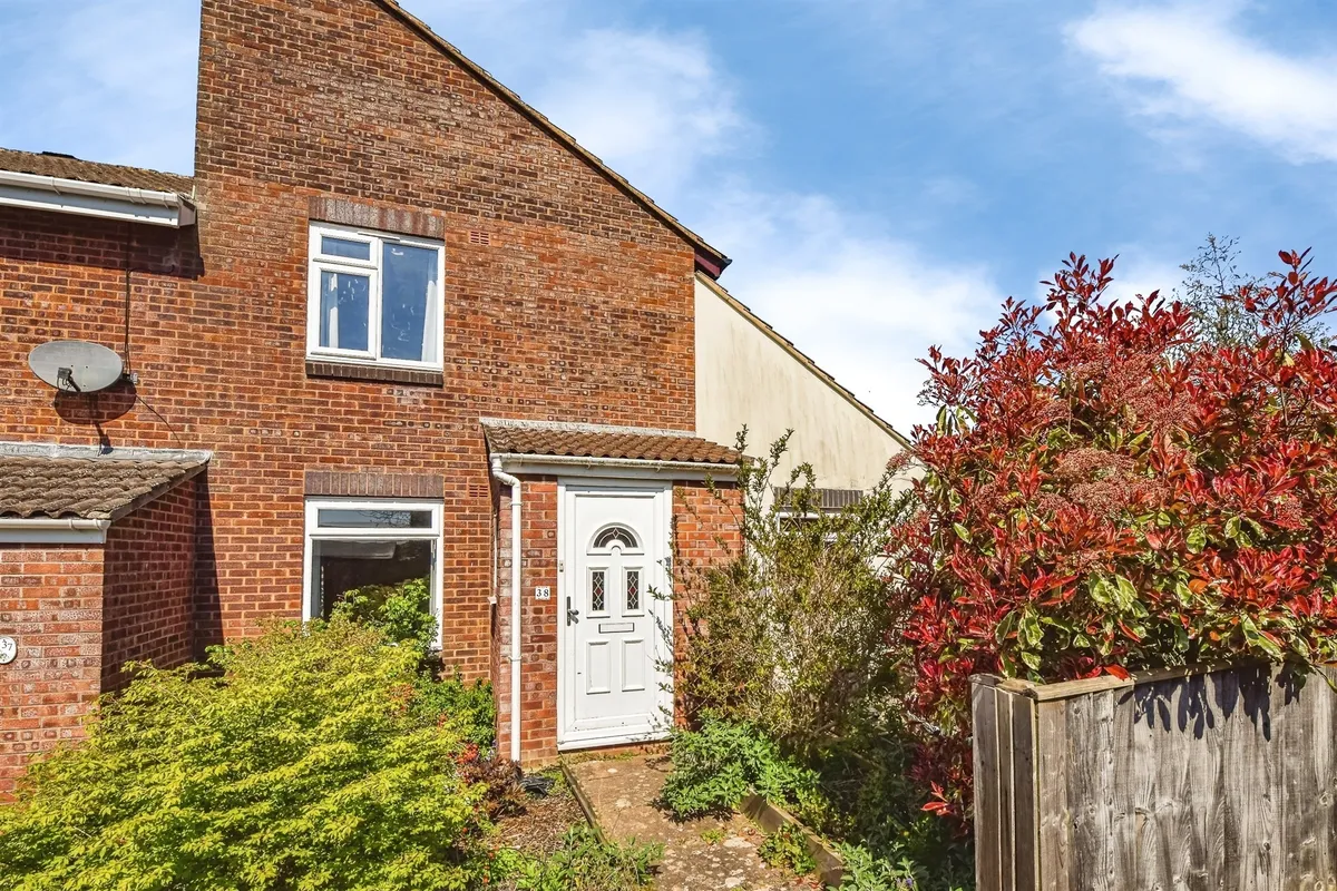 Laburnum Close, Frome