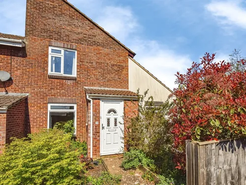 Laburnum Close, Fromephoto