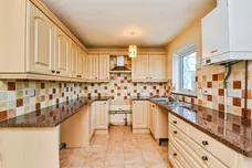 Laburnum Close, Frome