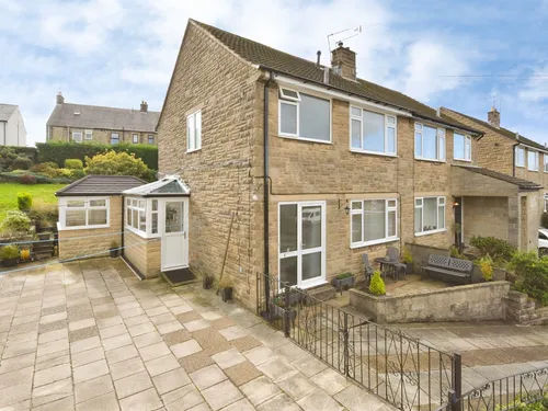 Holmesfield Close, Tansley, Matlockphoto