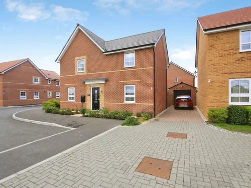 Belmont Place, Hampton Water, Peterboroughphoto