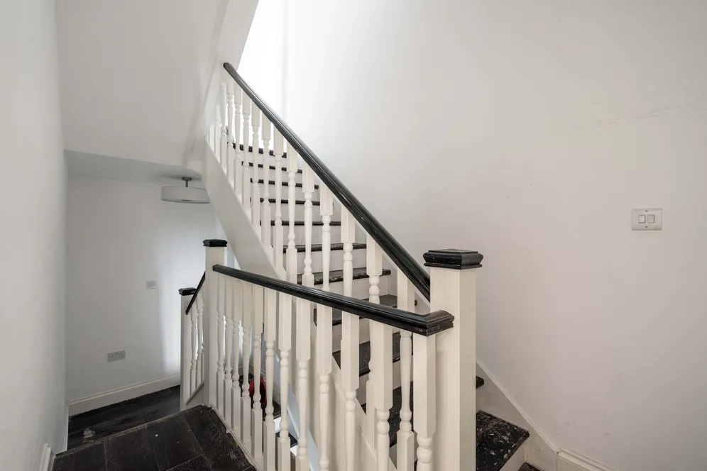 Fernhead Road, London, W9 photo 16