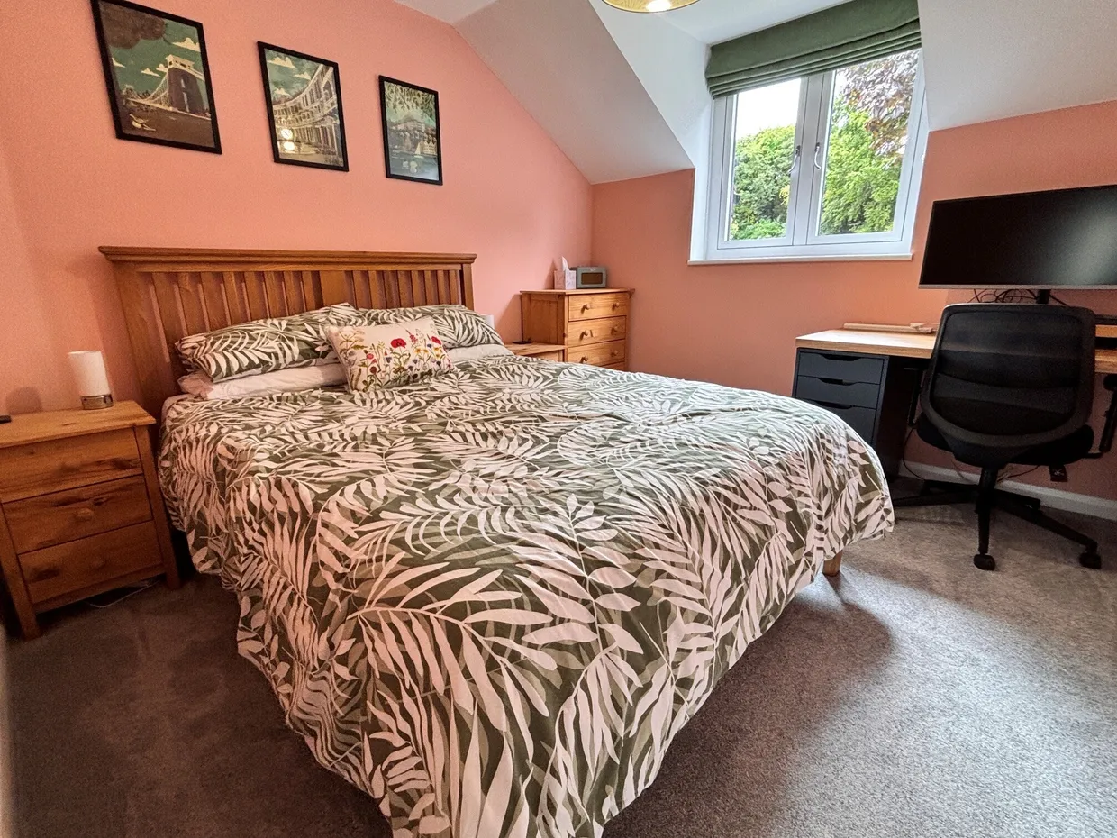 Rogers Meadow, Marlborough, SN8 photo 4