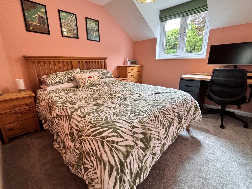 Rogers Meadow, Marlborough, SN8 photo 4