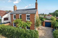 West End Grove, Farnham, GU9 photo 1
