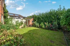 West End Grove, Farnham, GU9 photo 7