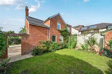 West End Grove, Farnham, GU9 photo 8