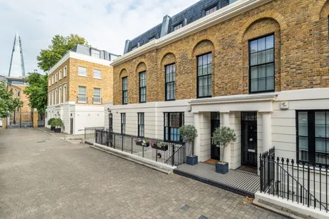 Bedford Row, London, SE1