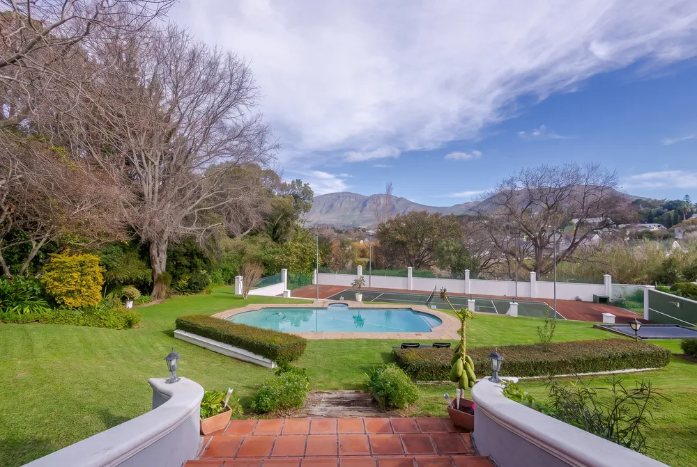 View image gallery of South Africa, Western Cape, Constantia, Ladies Mile Road, 6