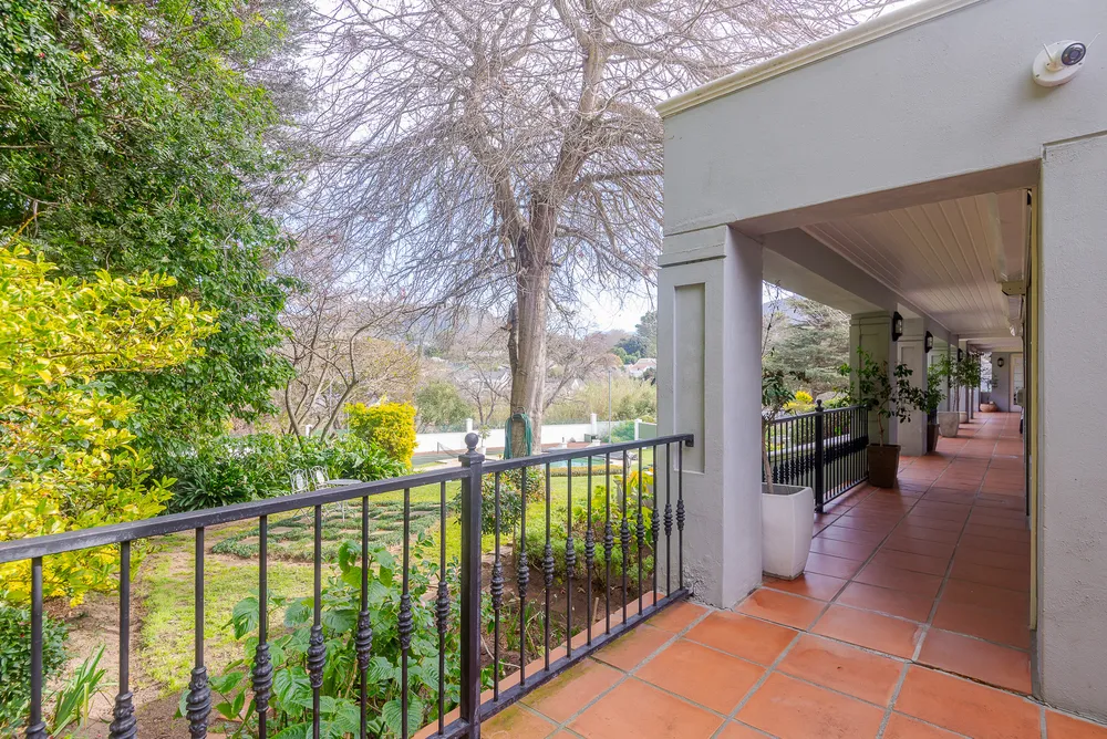 South Africa, Western Cape, Constantia, Ladies Mile Road, 6