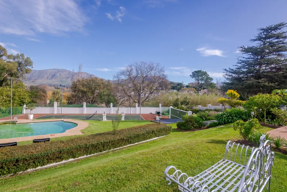South Africa, Western Cape, Constantia, Ladies Mile Road, 6