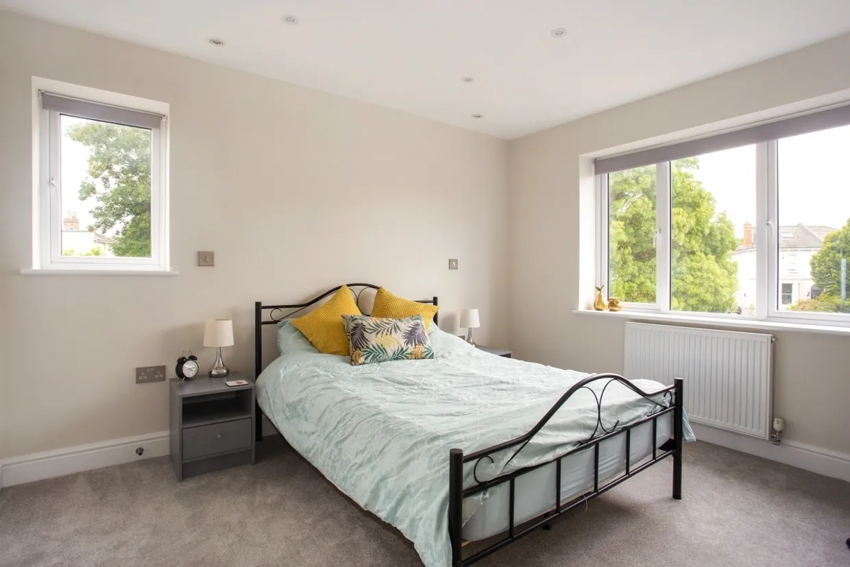 Westdown Gardens Cheltenham GL52 photo 7