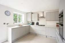 Westdown Gardens Cheltenham GL52 photo 18