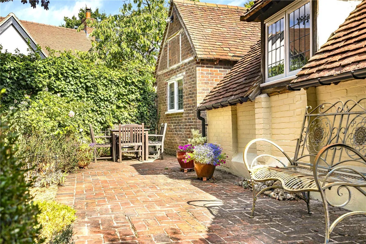 Oxford Road, Woodcote, Reading, Oxfordshire, RG8