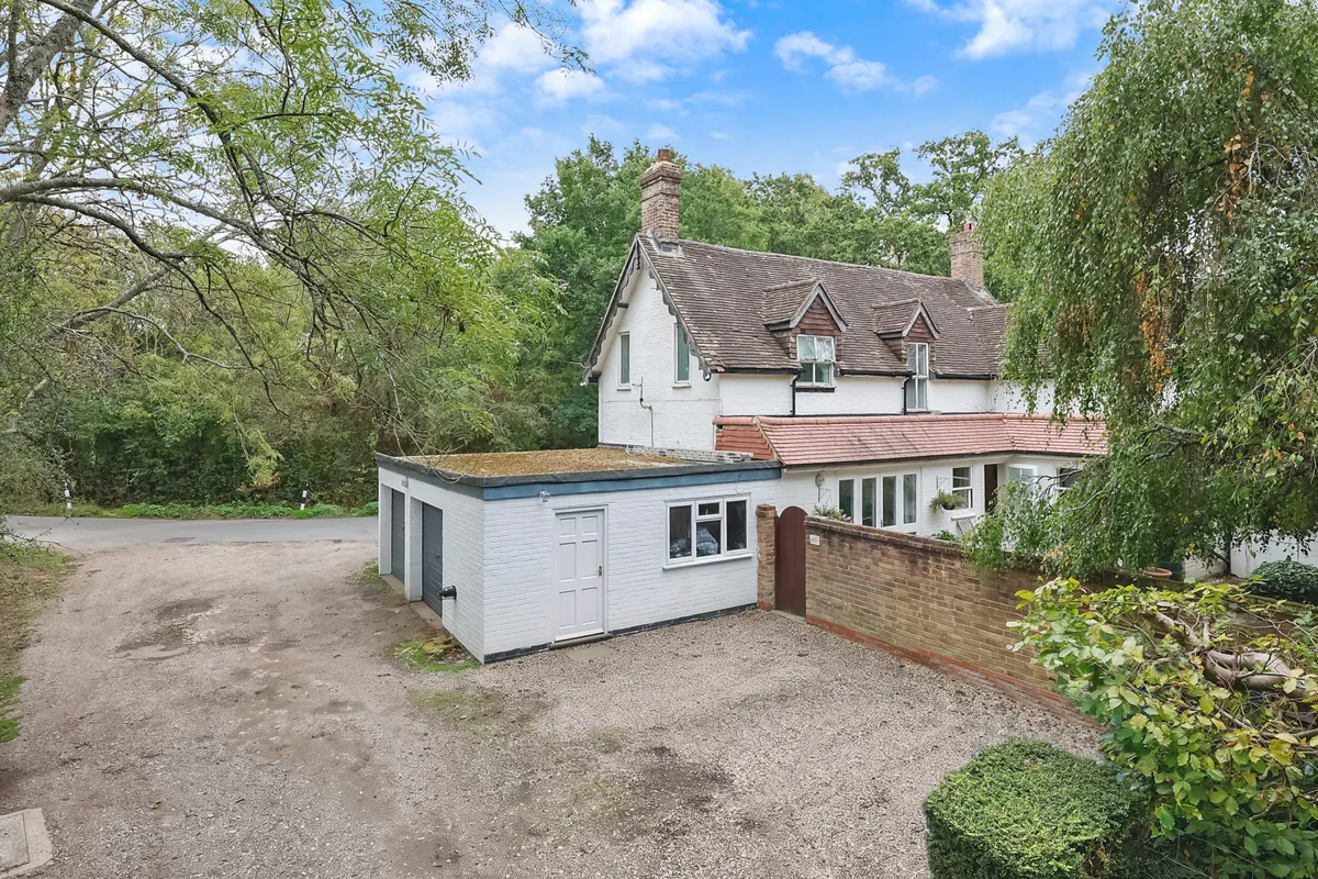 Church Road, Burstow, Horley, Surrey, RH6