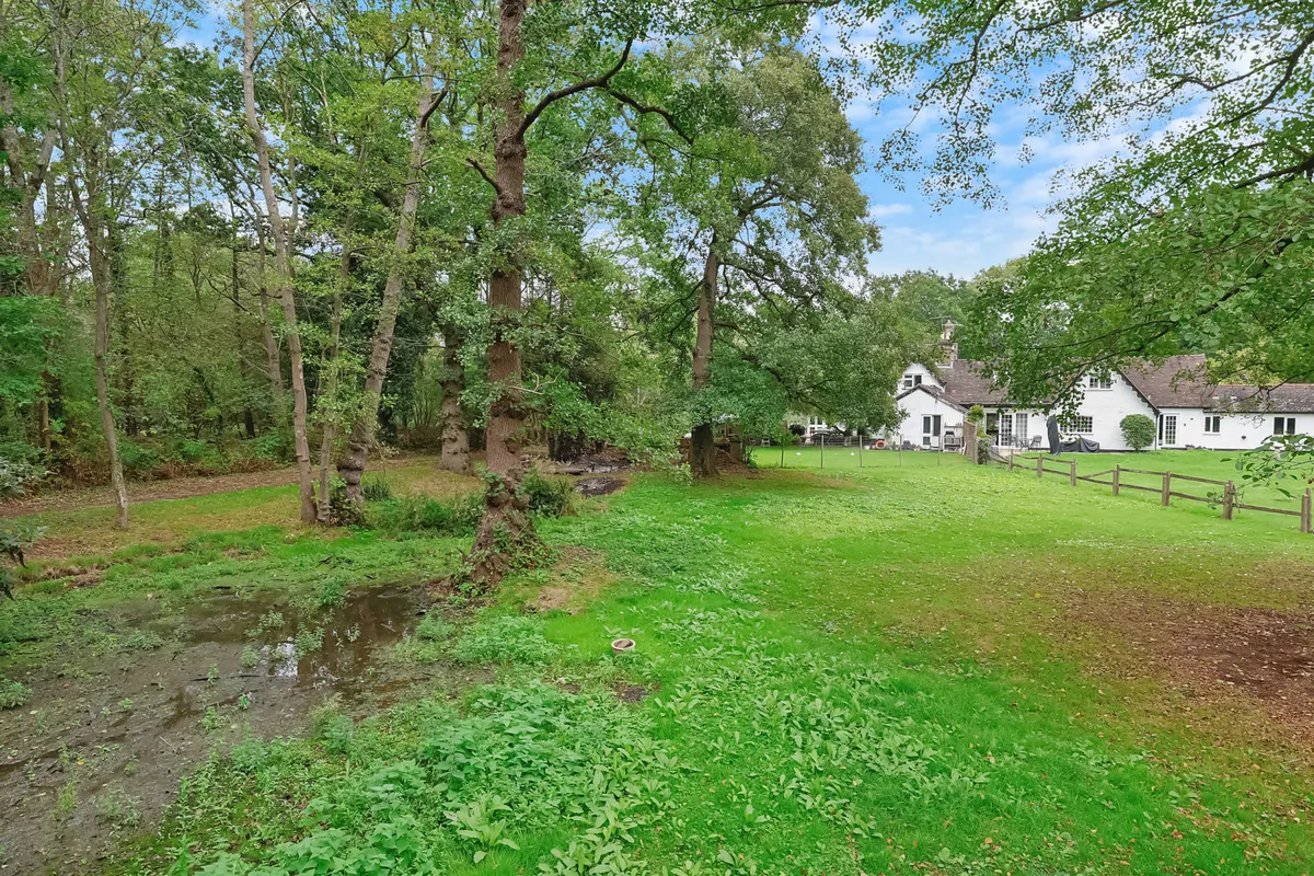 Church Road, Burstow, Horley, Surrey, RH6