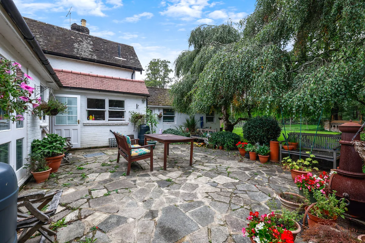 Church Road, Burstow, Horley, Surrey, RH6