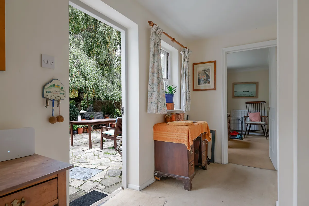 Church Road, Burstow, Horley, Surrey, RH6