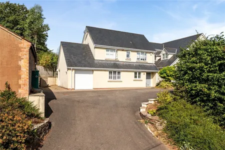 Thurloxton, Taunton, TA2
